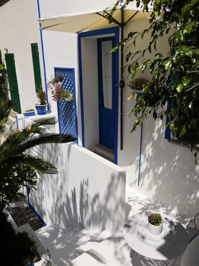 Вилла La Porta Blu Теулада Экстерьер фото