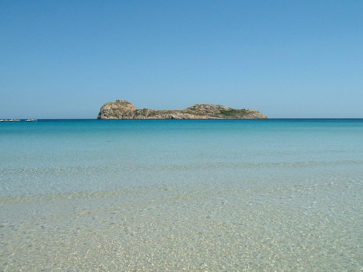 Вилла La Porta Blu Теулада Экстерьер фото